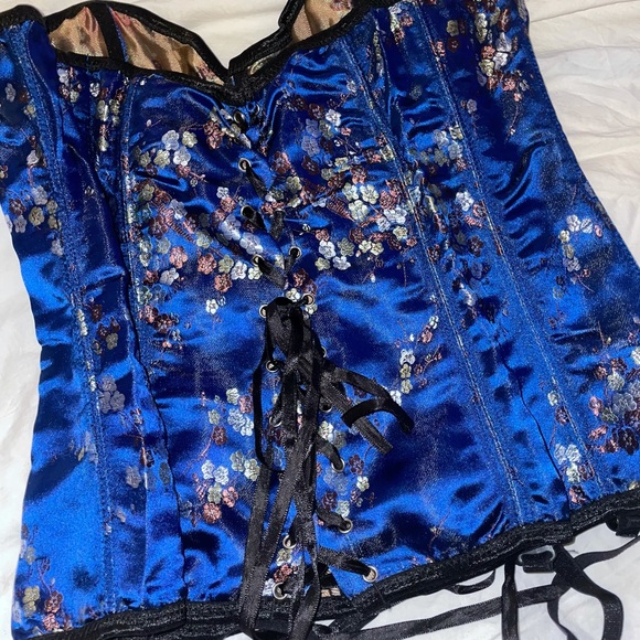 Blue Floral Corset - Picture 2 of 4